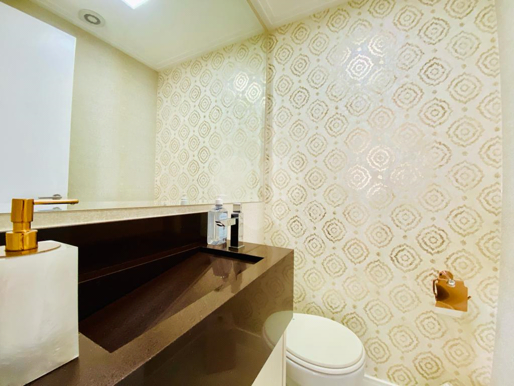 Apartamento Alto Padrão, 122 m2, 3 dormitórios, 1 suíte, 2 vagas de garagem
