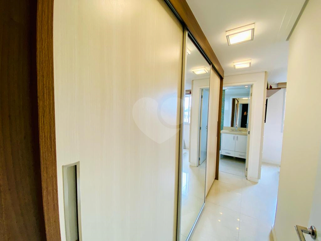 Apartamento Alto Padrão, 122 m2, 3 dormitórios, 1 suíte, 2 vagas de garagem
