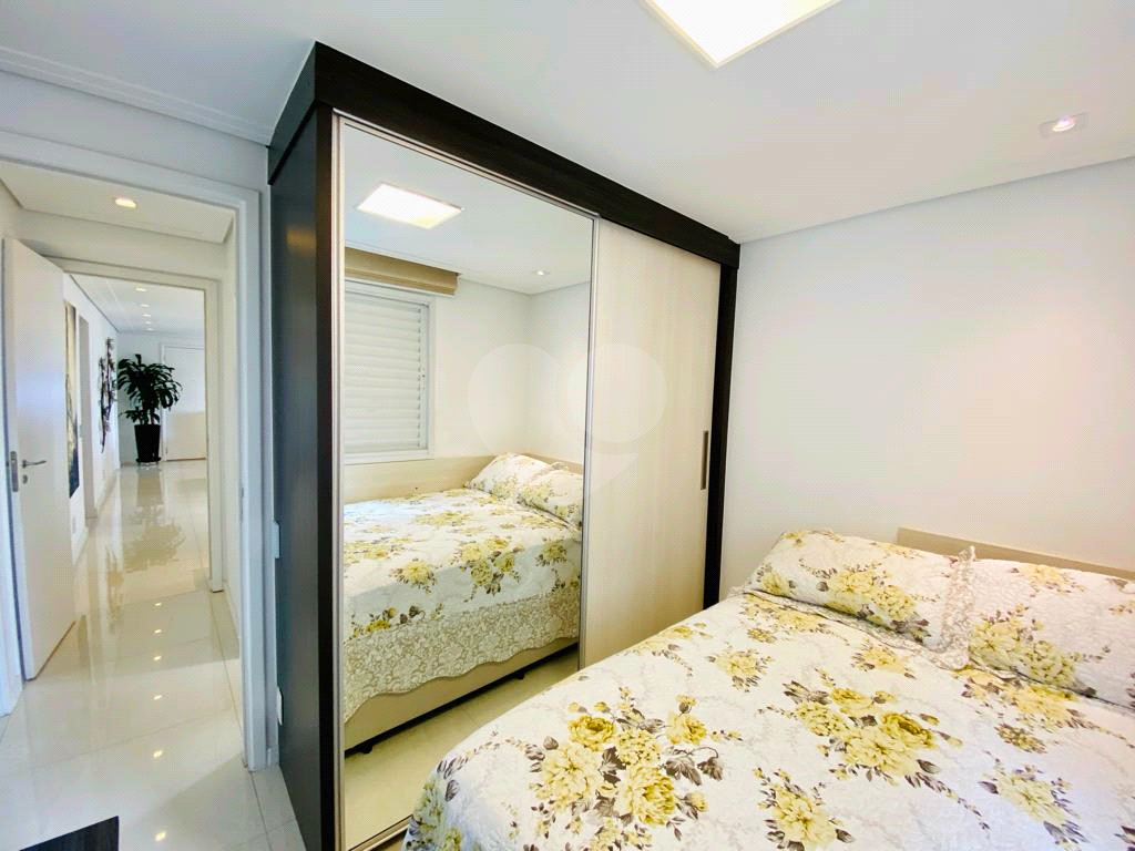 Apartamento Alto Padrão, 122 m2, 3 dormitórios, 1 suíte, 2 vagas de garagem
