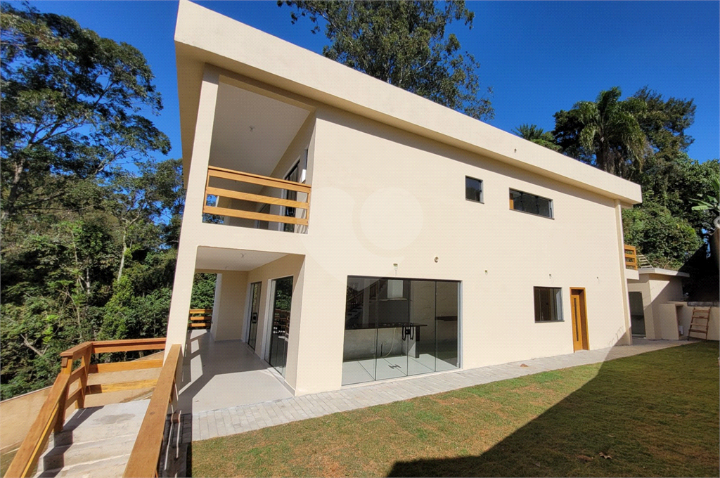 Casa de Condomínio à venda com 4 quartos, 253m² - Foto 36