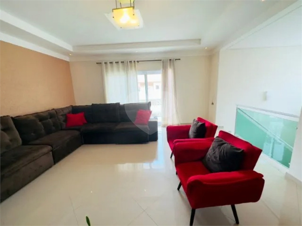 Casa à venda com 3 quartos, 224m² - Foto 3