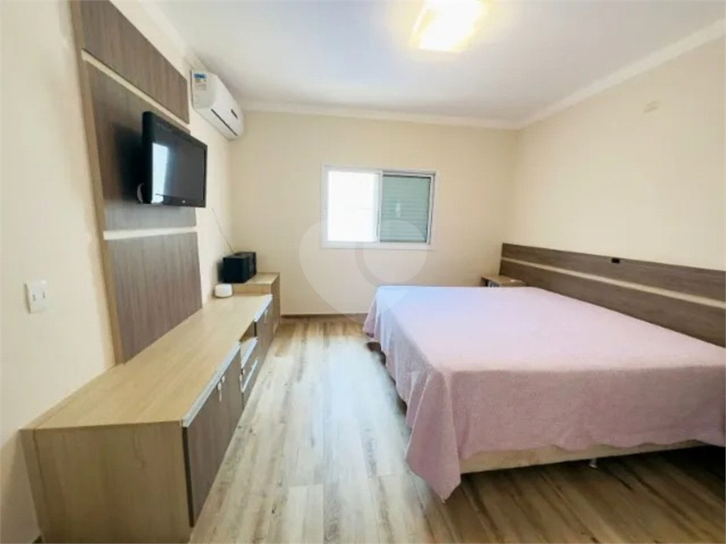 Casa à venda com 3 quartos, 224m² - Foto 16