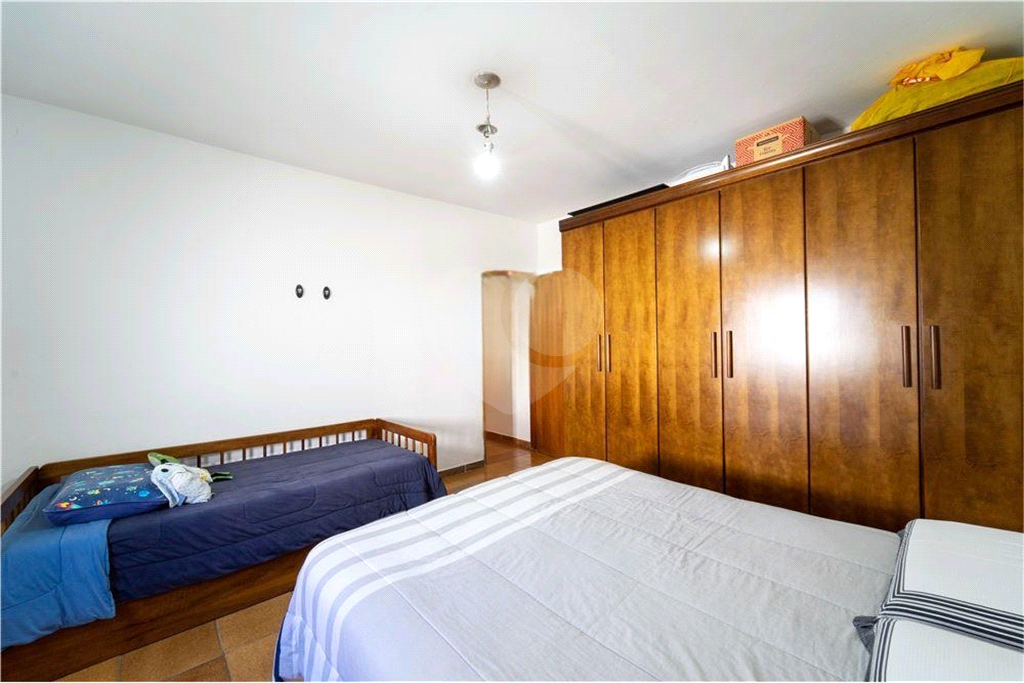 Casa à venda com 4 quartos, 328m² - Foto 27