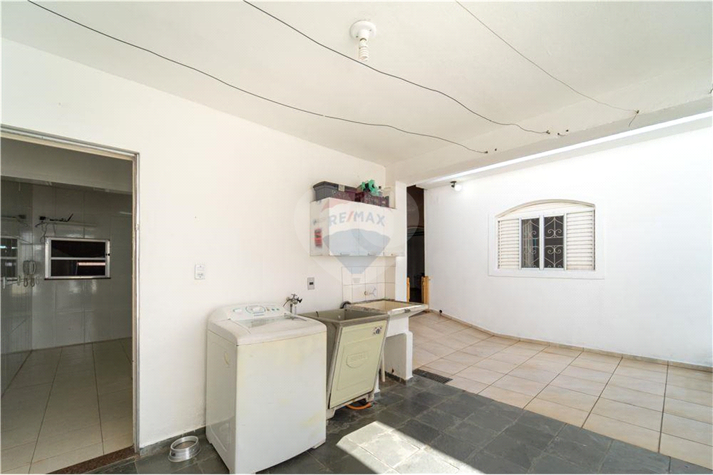 Casa à venda com 4 quartos, 328m² - Foto 31