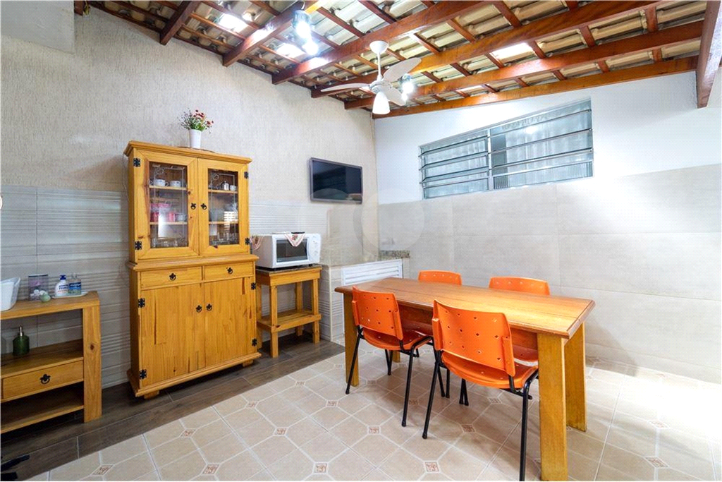 Casa à venda com 4 quartos, 328m² - Foto 15