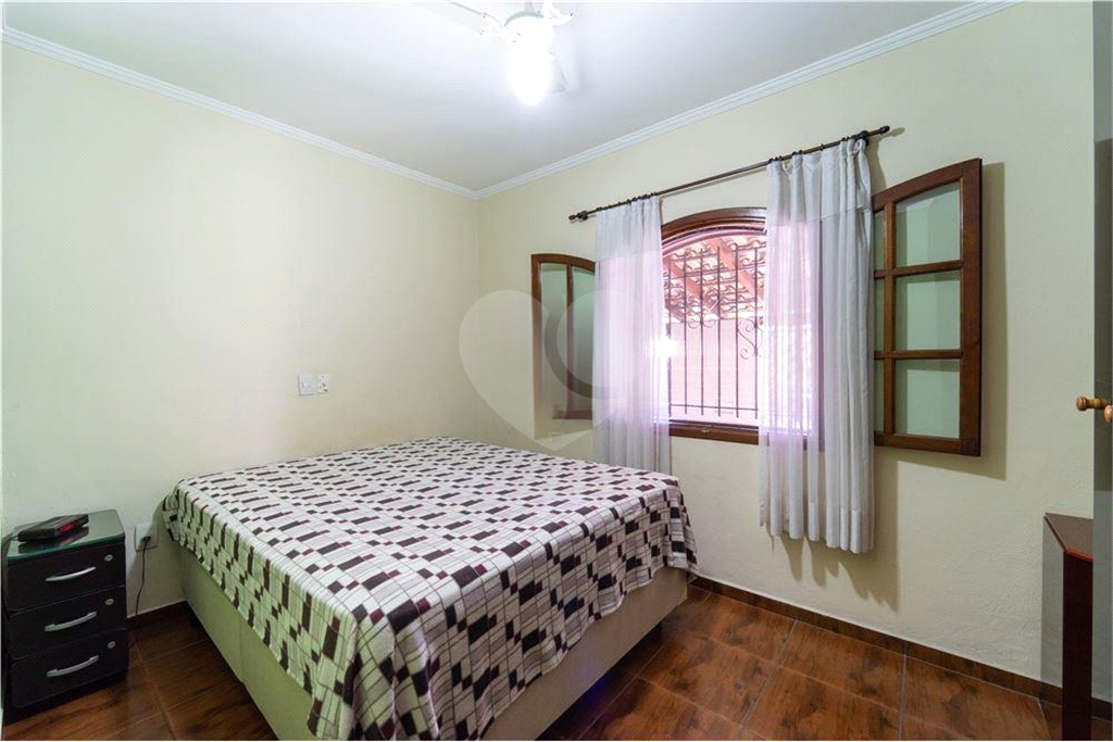 Casa à venda com 4 quartos, 328m² - Foto 7