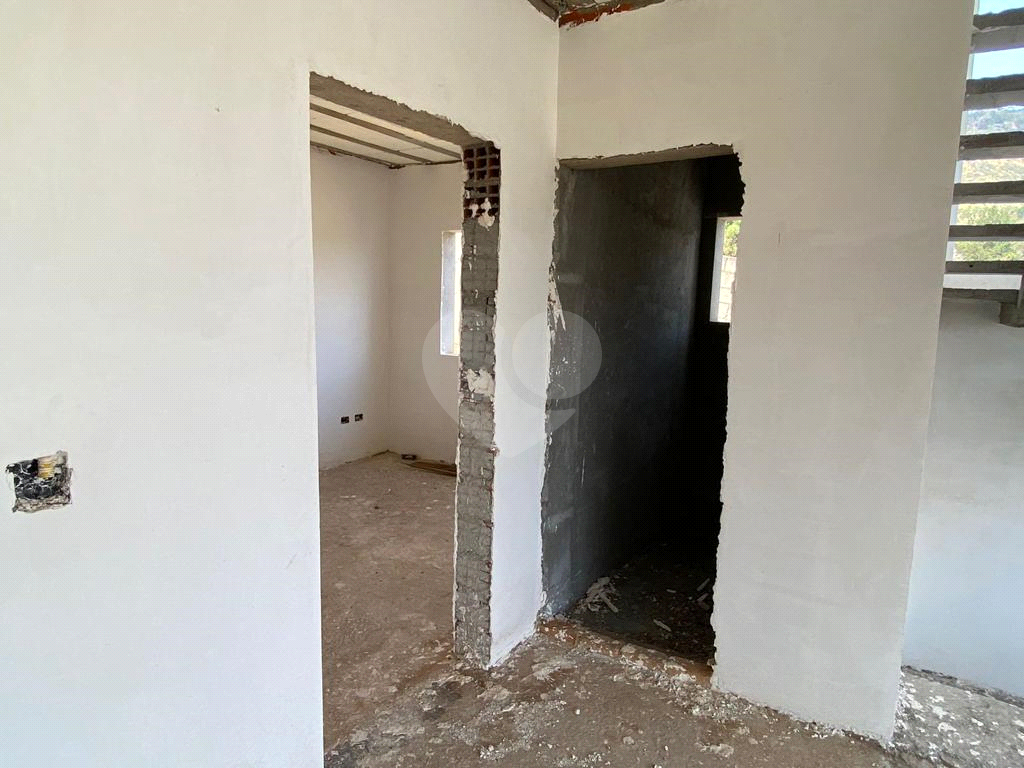 Casa à venda com 3 quartos, 227m² - Foto 19