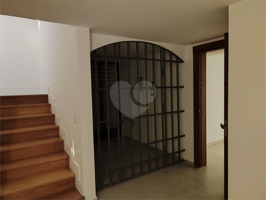 Casa à venda com 3 quartos, 560m² - Foto 14