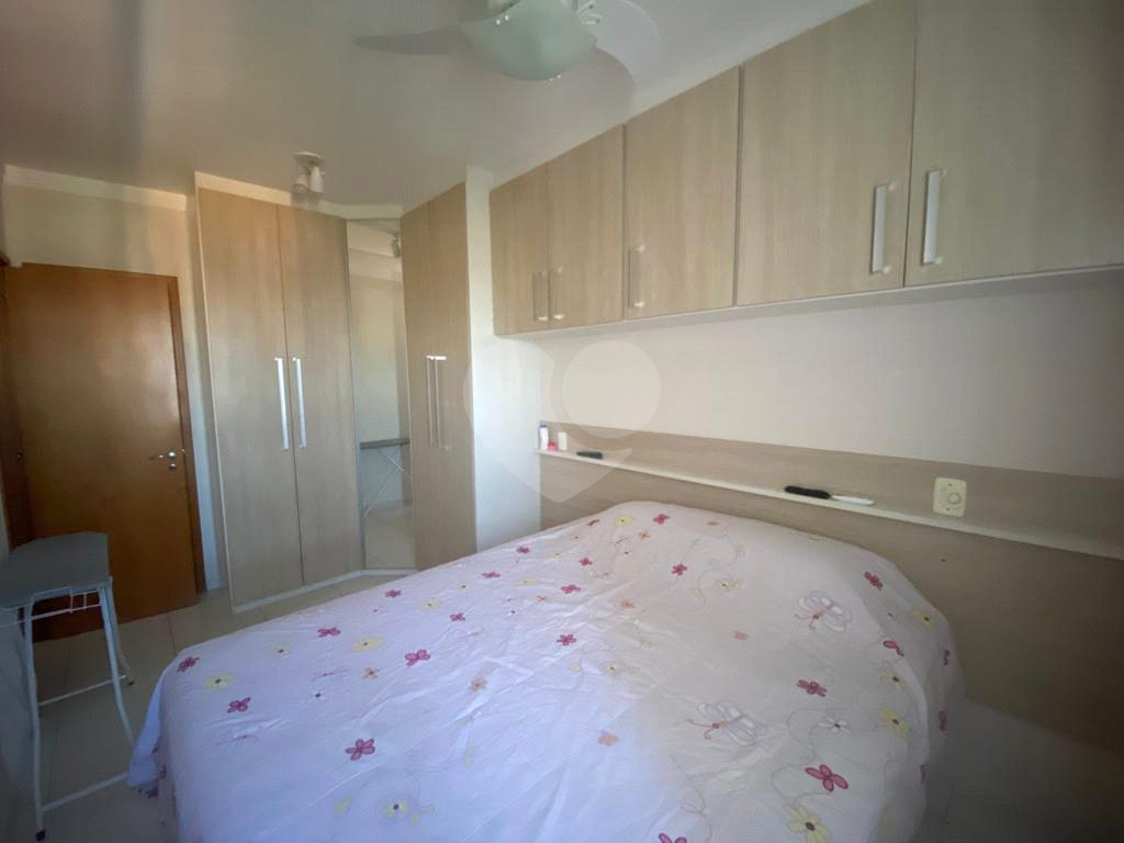 Apartamento à venda com 2 quartos, 65m² - Foto 11