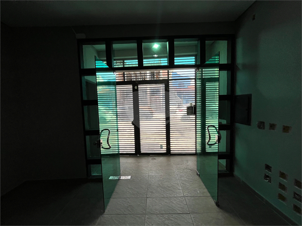 Venda ou locacao em predio comercial - Metro Santana-