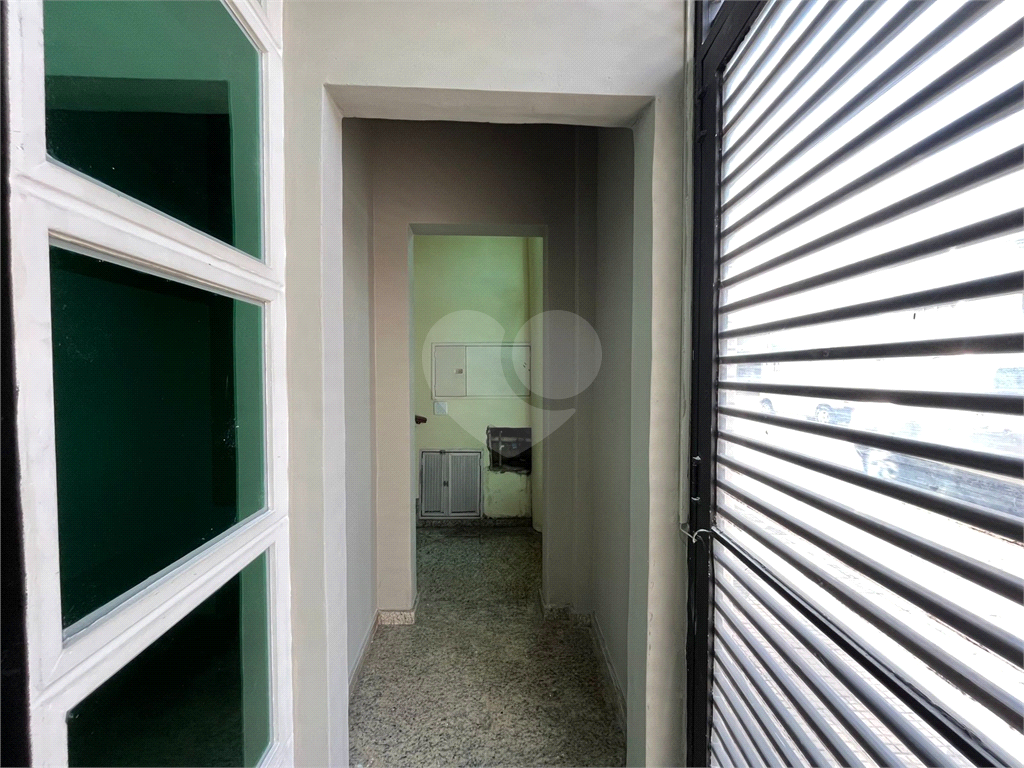 Venda ou locacao em predio comercial - Metro Santana-