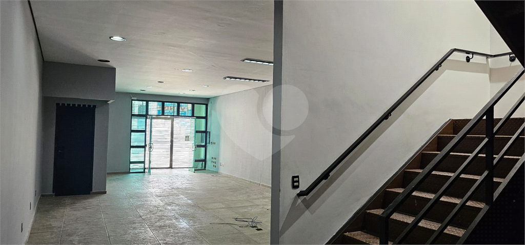 Venda ou locacao em predio comercial - Metro Santana-
