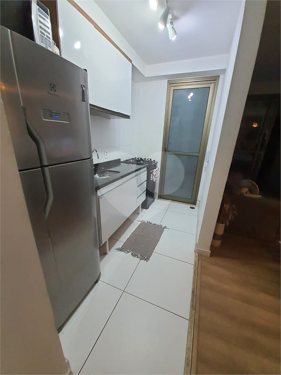 Apartamento à venda com 2 quartos, 64m² - Foto 7