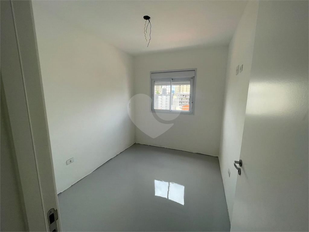 apartamento ao lado do metro