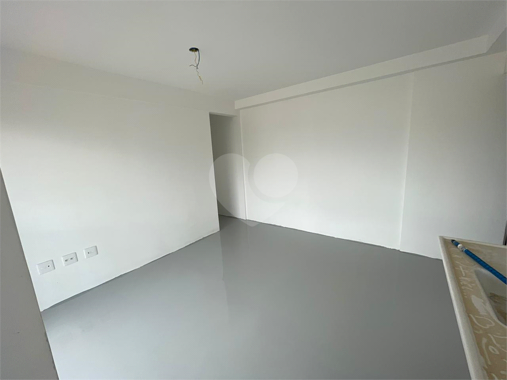 apartamento ao lado do metro