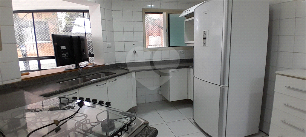 Apartamento no Real Parque