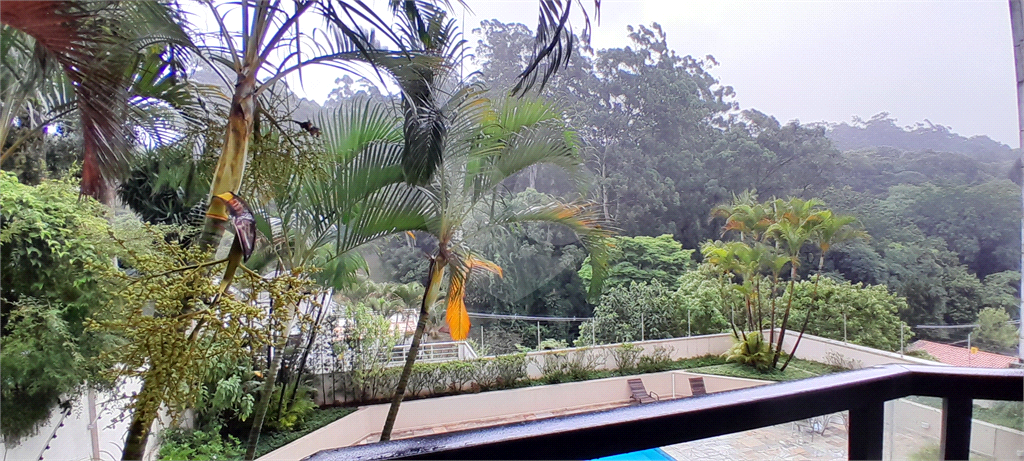 Apartamento no Real Parque