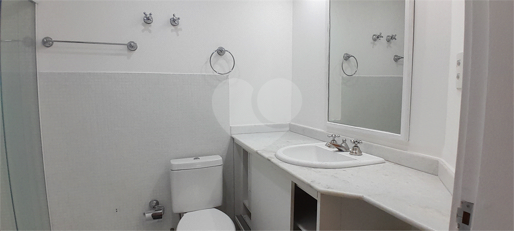 Apartamento no Real Parque