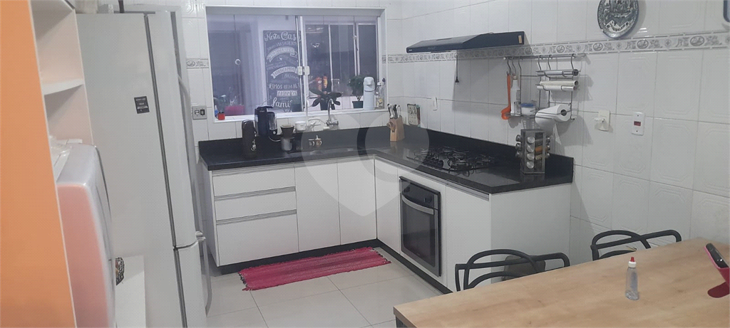 Sobrado à venda com 3 quartos, 94m² - Foto 4