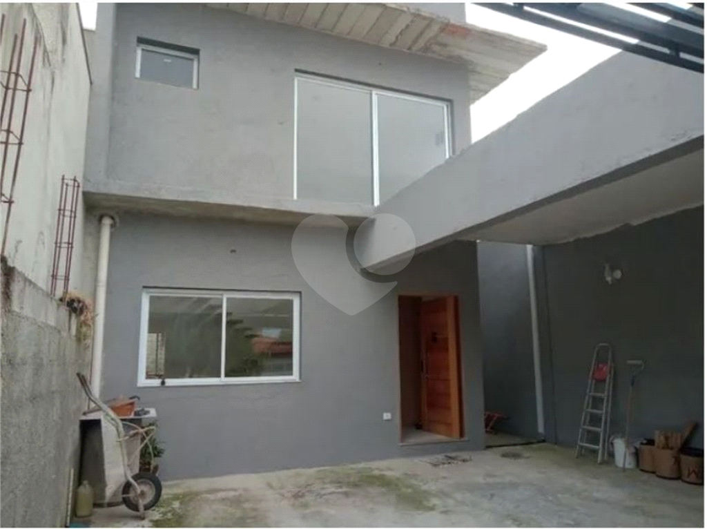 Sobrado à venda com 2 quartos, 146m² - Foto 2