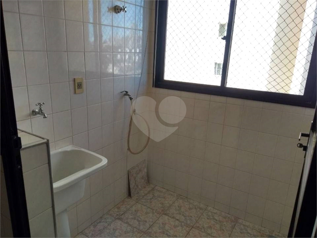 Apartamento à venda com 2 quartos, 77m² - Foto 9