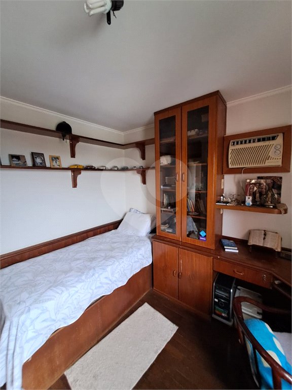 Apartamento à venda com 2 quartos, 77m² - Foto 15