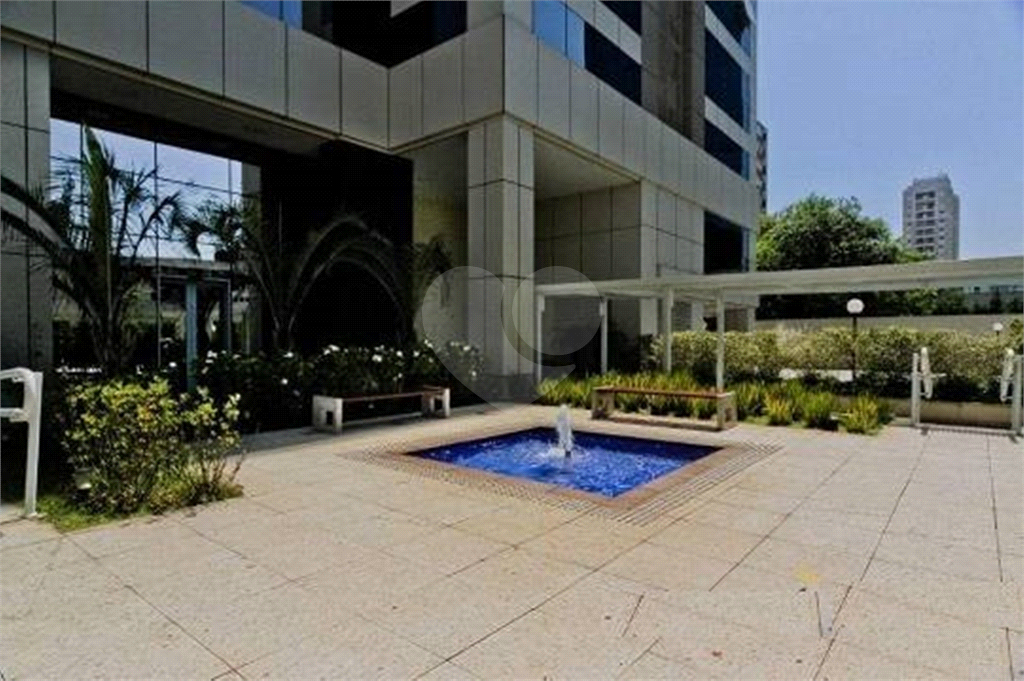 Sala Comercial Nova à venda em Santana no Edifício Brasília Corporate com 50 m² 2 vagas 2 banheiros!