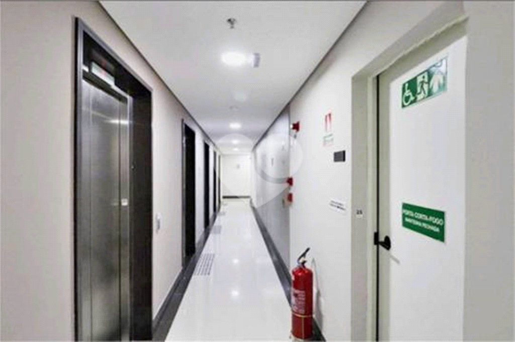 Sala Comercial Nova à venda em Santana no Edifício Brasília Corporate com 50 m² 2 vagas 2 banheiros!