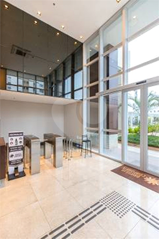 Sala Comercial Nova à venda em Santana no Edifício Brasília Corporate com 50 m² 2 vagas 2 banheiros!
