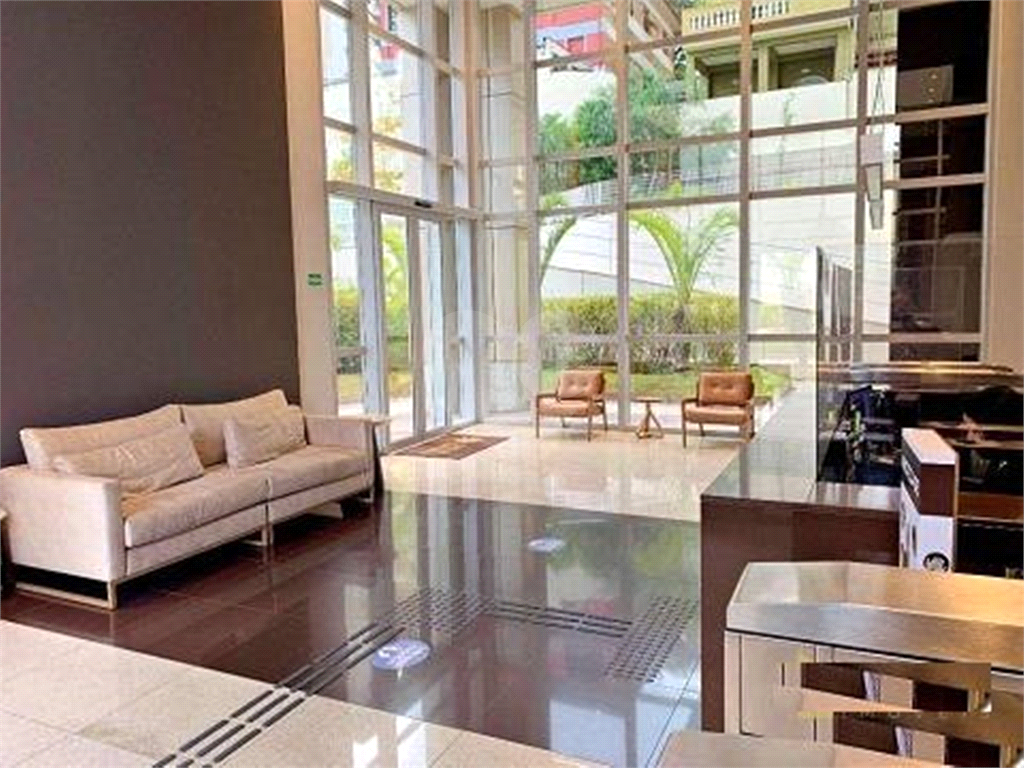 Sala Comercial Nova à venda em Santana no Edifício Brasília Corporate com 50 m² 2 vagas 2 banheiros 