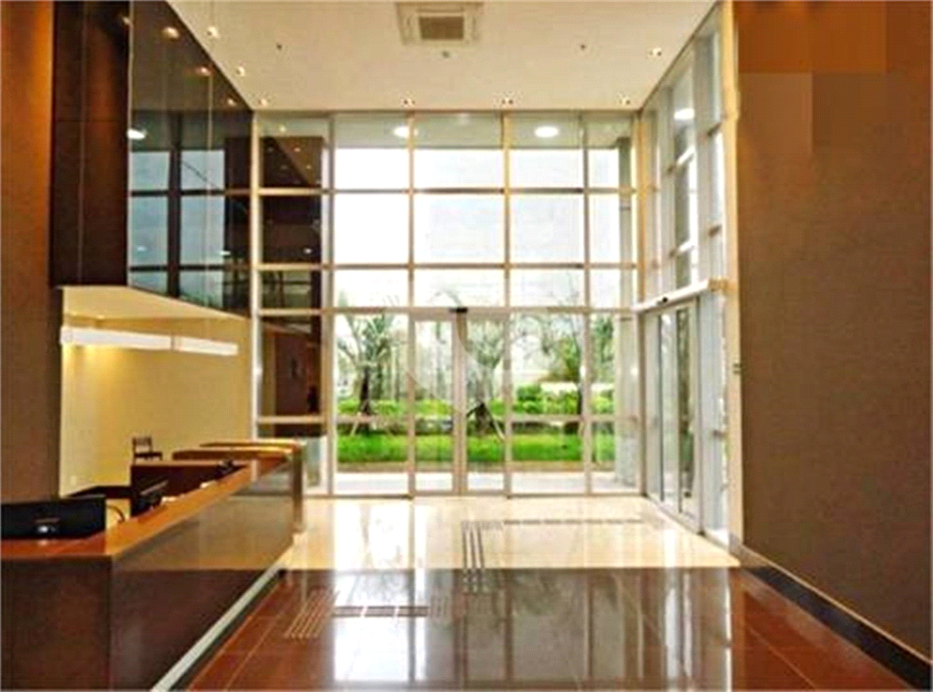 Sala Comercial Nova à venda em Santana no Edifício Brasília Corporate com 50 m² 2 vagas 2 banheiros 