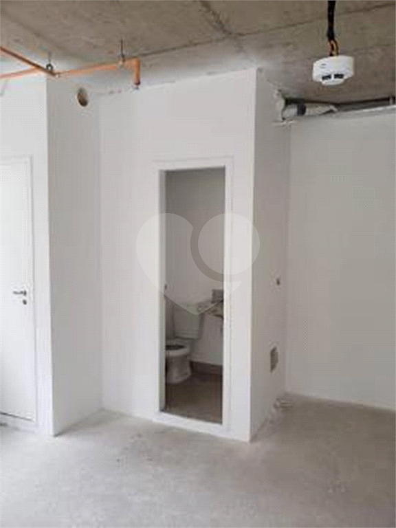 Sala Comercial Nova à venda em Santana no Edifício Brasília Corporate com 50 m² 2 vagas 2 banheiros 