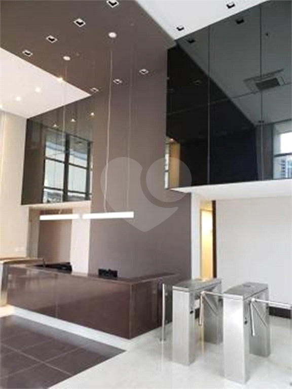 Sala Comercial Nova à venda em Santana no Edifício Brasília Corporate com 50 m² 2 vagas 2 banheiros 