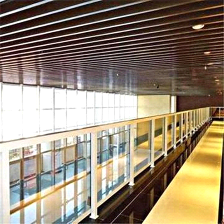 Sala Comercial Nova à venda em Santana no Edifício Brasília Corporate com 50 m² 2 vagas 2 banheiros 