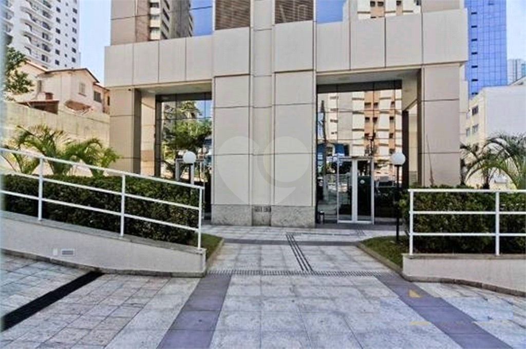 Sala Comercial Nova à venda em Santana no Edifício Brasília Corporate com 50 m² 2 vagas 2 banheiros 