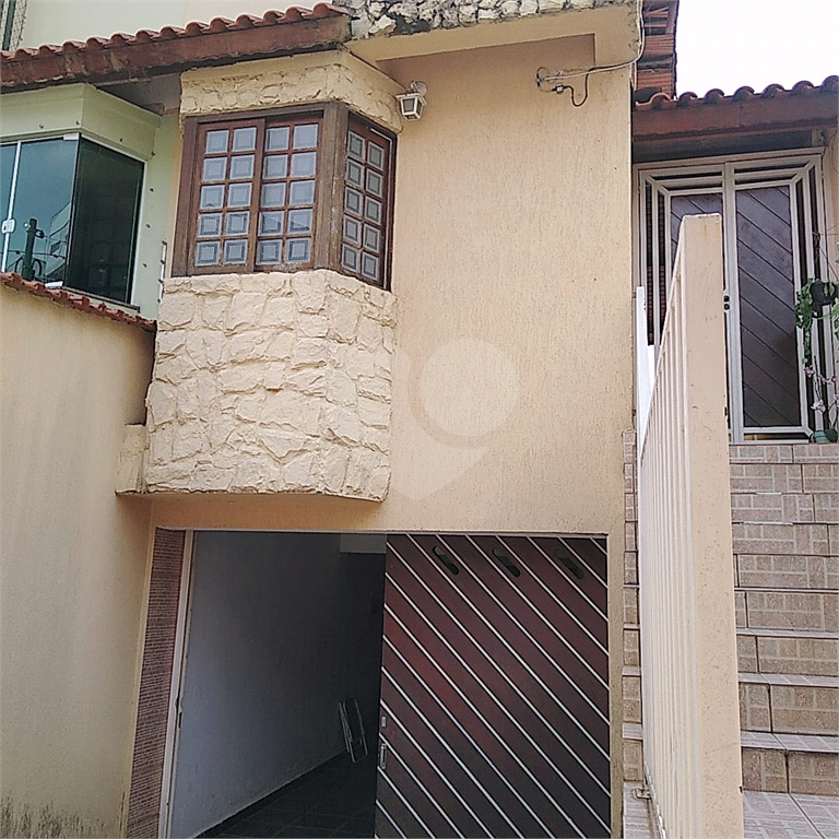 Sobrado no Bairro do Limão com 03 suítes e 05 vagas com area gourmet
