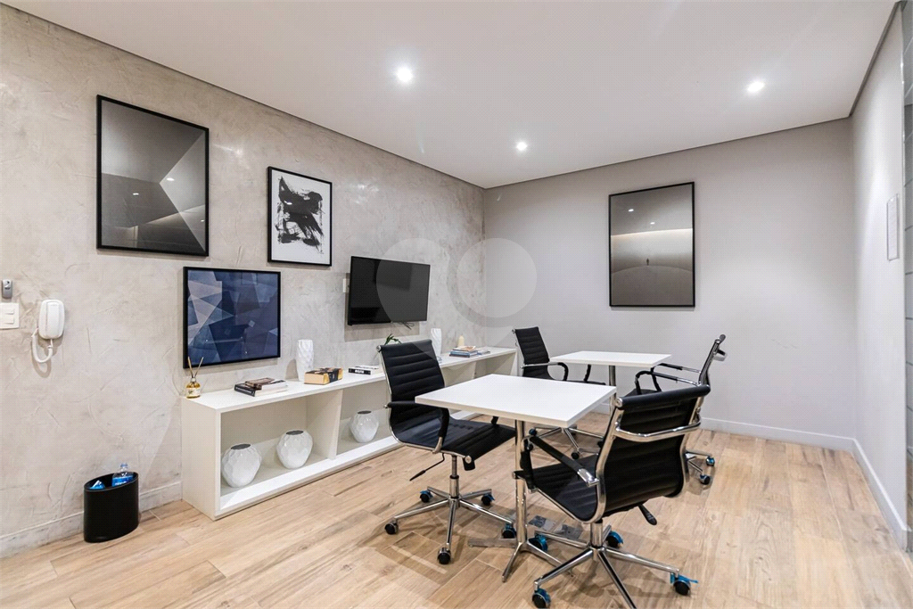 Studio a venda no condominio Setin  Downtown Luz mobiliado