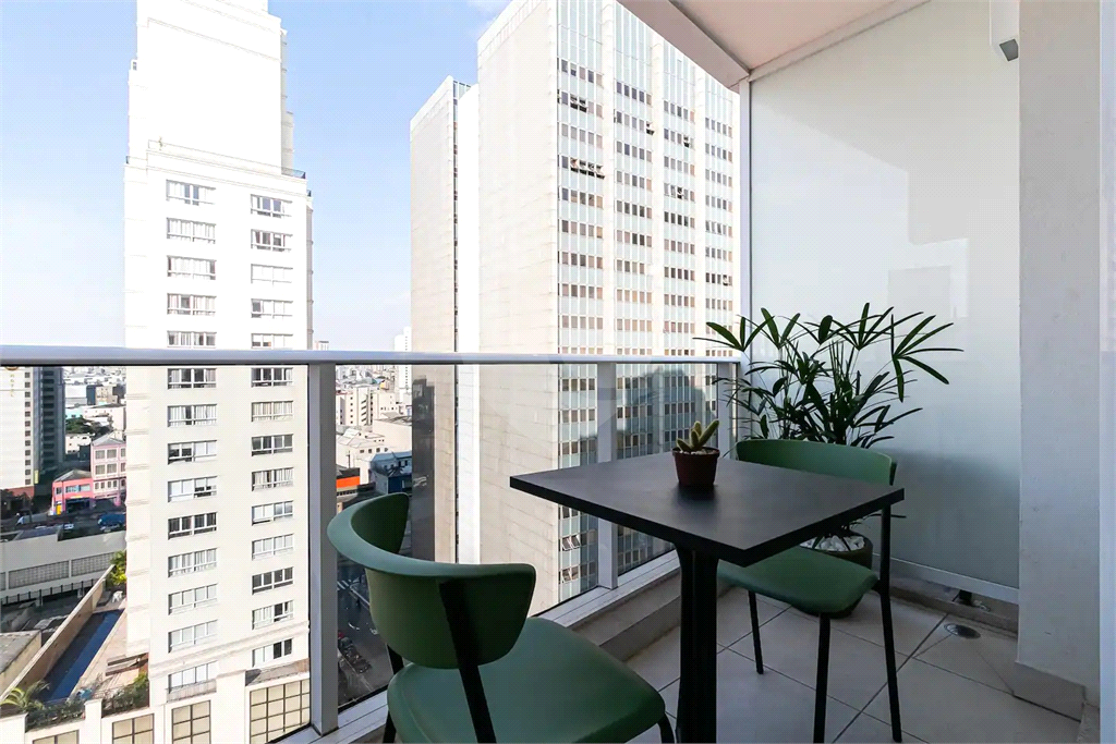 Studio a venda no condominio Setin  Downtown Luz mobiliado