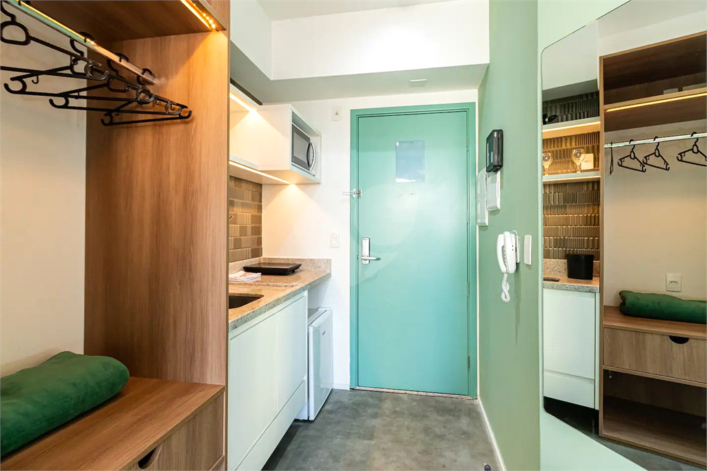 Studio a venda no condominio Setin  Downtown Luz mobiliado