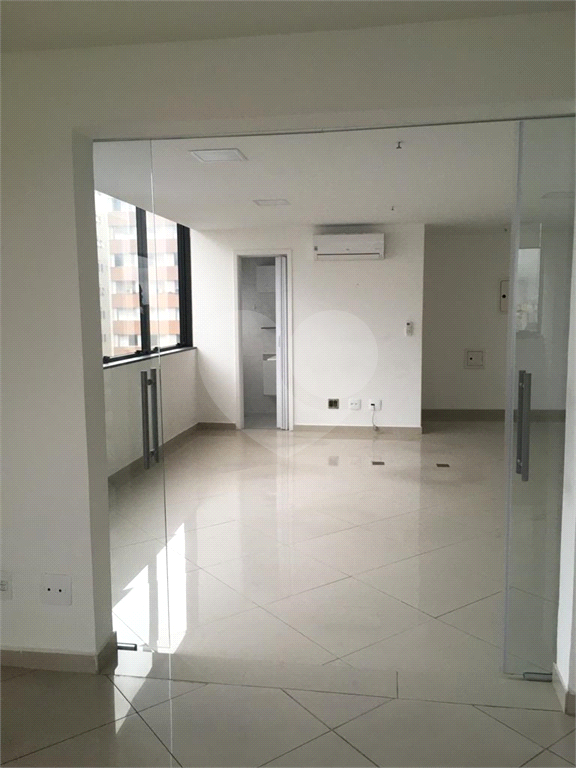 VENDE-SE SALA COMERCIAL  34M EM SANTANA AO LADO DO HOSPITAL SAN PAOLO