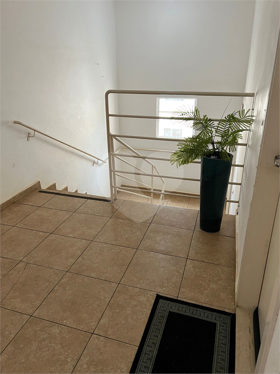 Apartamento à venda com 2 quartos, 55m² - Foto 11