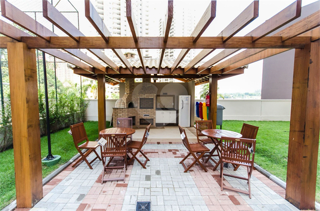 APARTAMENTO em JARDIM FLOR DA MONTANHA