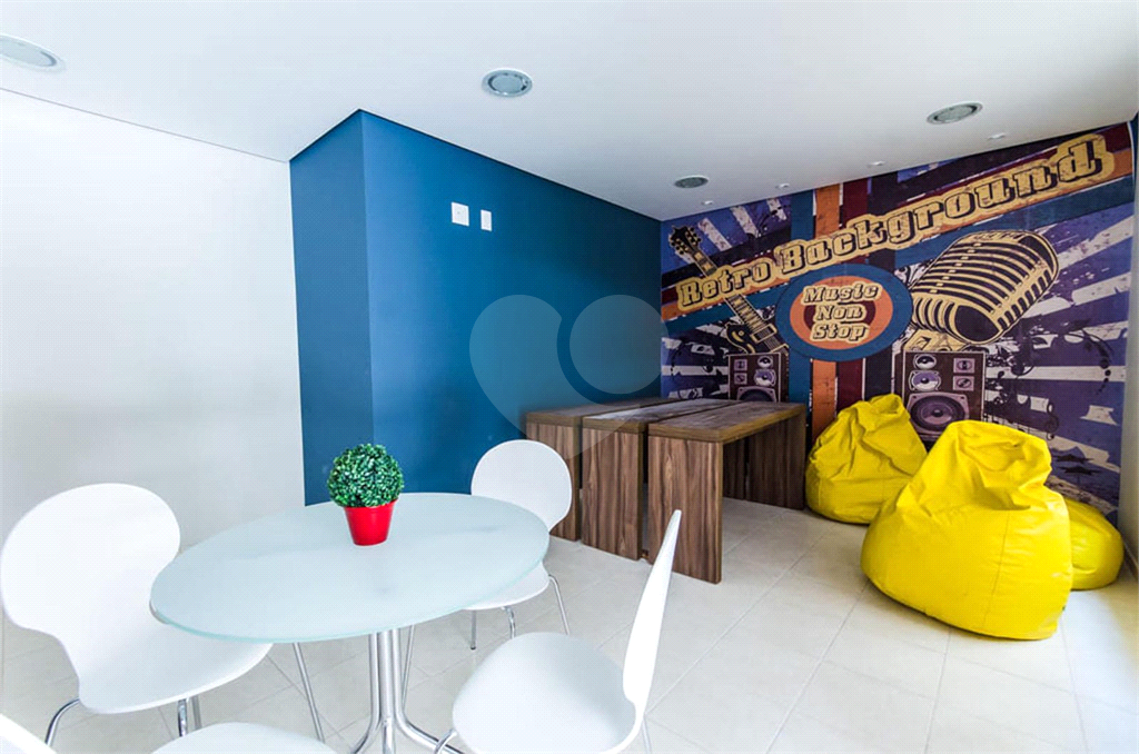 APARTAMENTO em JARDIM FLOR DA MONTANHA