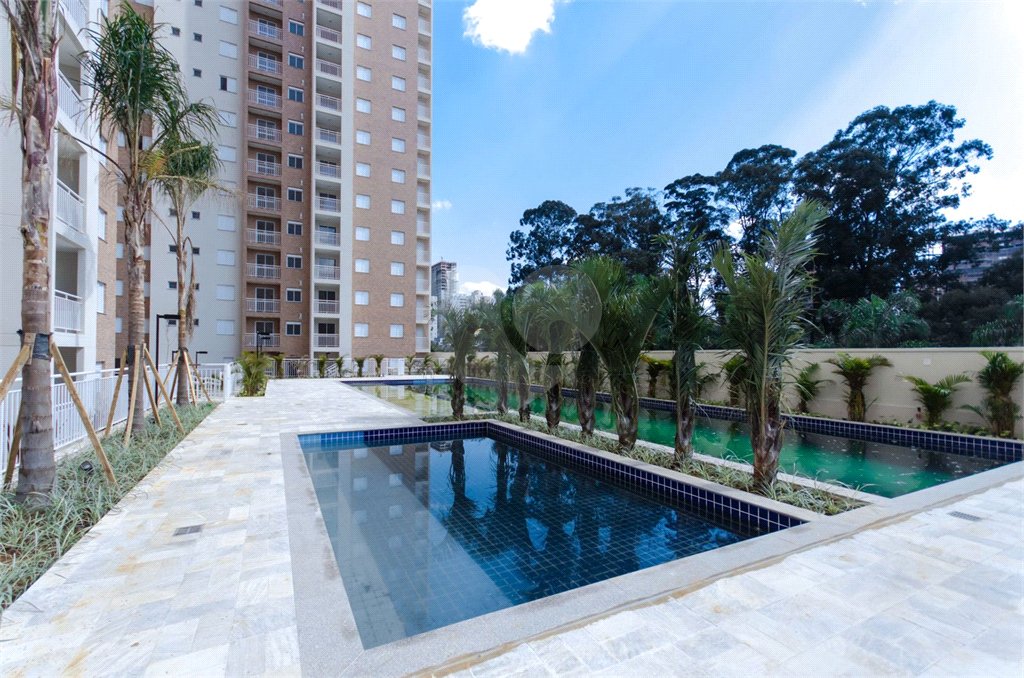 APARTAMENTO em JARDIM FLOR DA MONTANHA