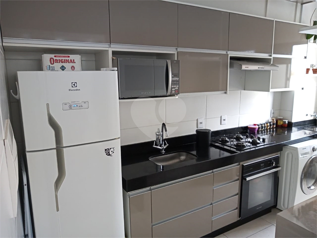 Apartamento à venda com 2 quartos, 46m² - Foto 10