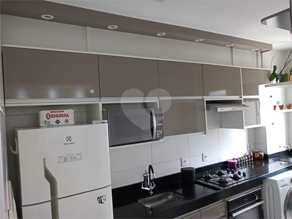 Apartamento à venda com 2 quartos, 46m² - Foto 9