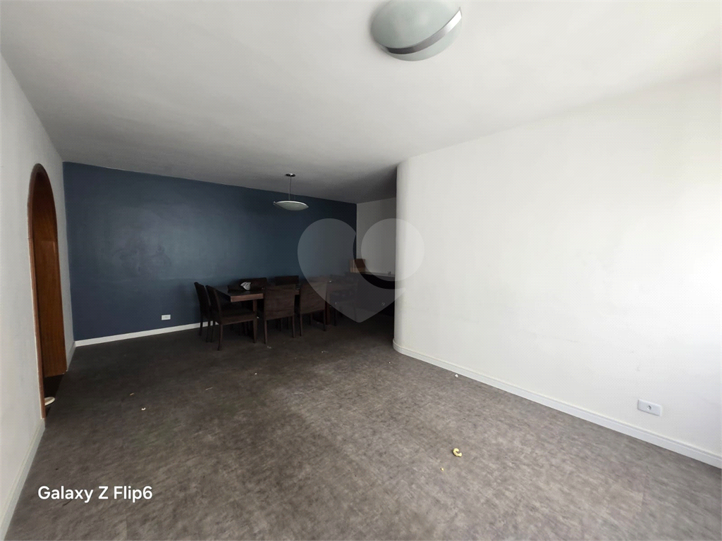 APARTAMENTO em SANTANA