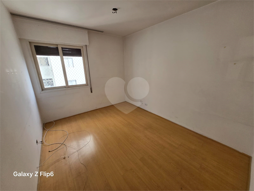 APARTAMENTO em SANTANA