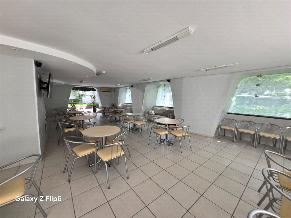 APARTAMENTO em SANTANA