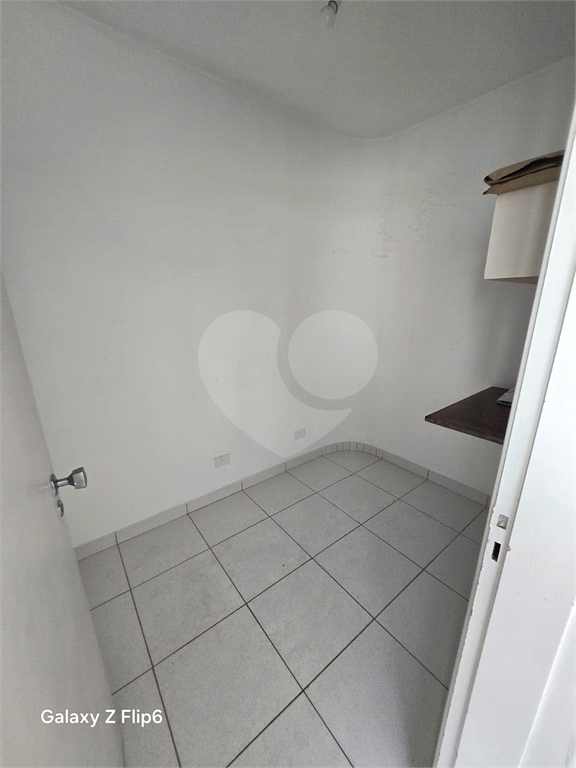 APARTAMENTO em SANTANA